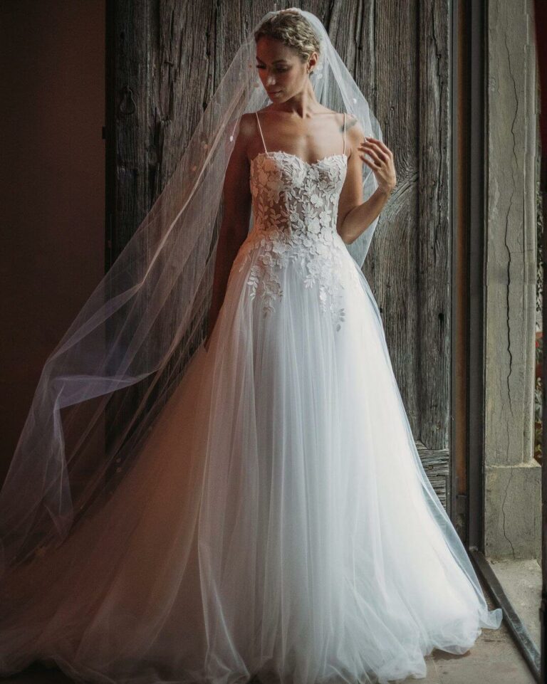 Leona Lewis wearing New Fiona gown