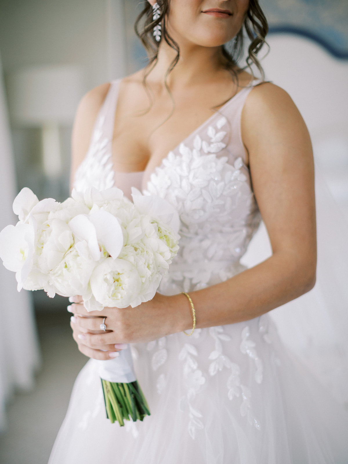 Sarah wearing Elli gown & Veil