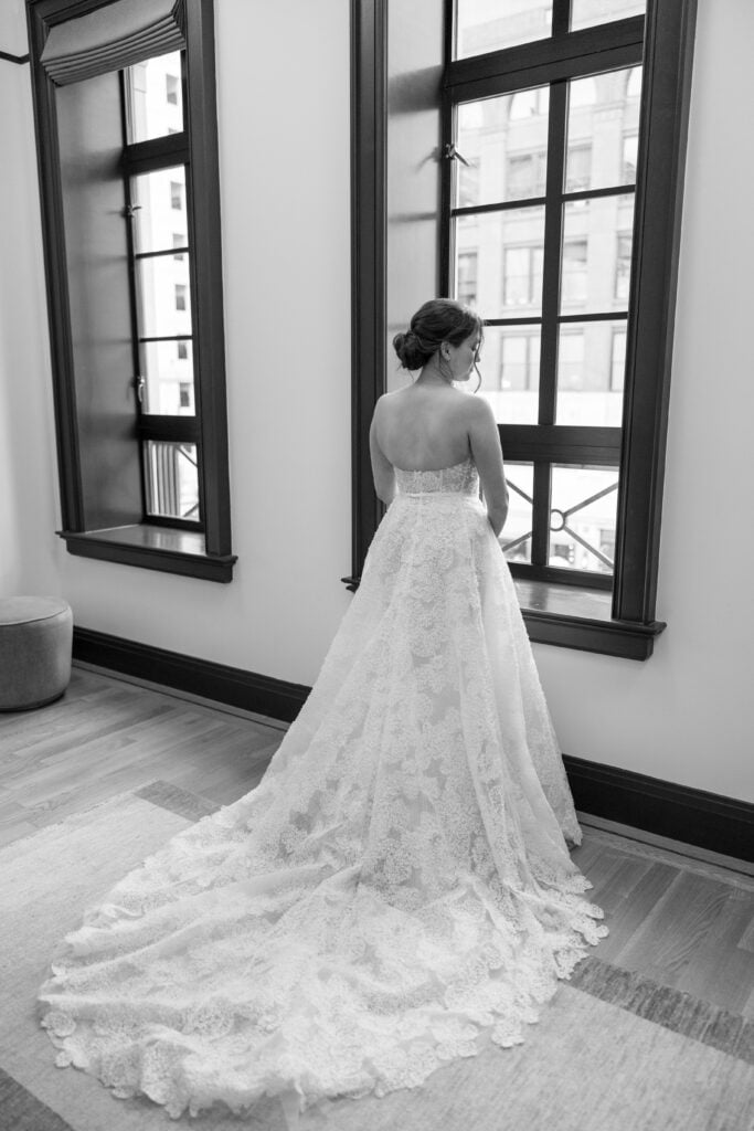 #BRIDEOFTHEWEEK: Elyse Saretsky - Mira Zwillinger