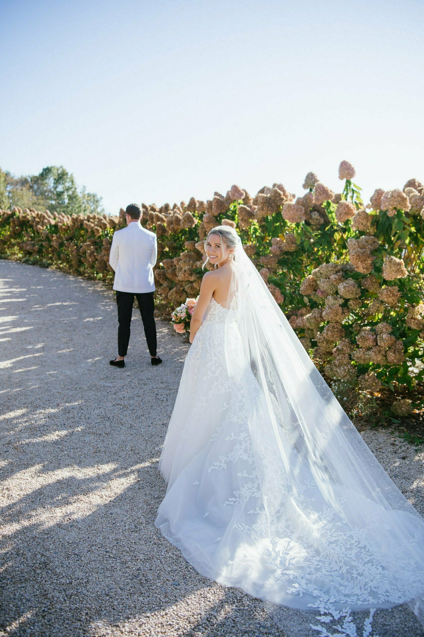 Marrygracce Rozal BRIDE OF THE WEEK: Mary Graceโs Dream Look | Mira Zwillinger