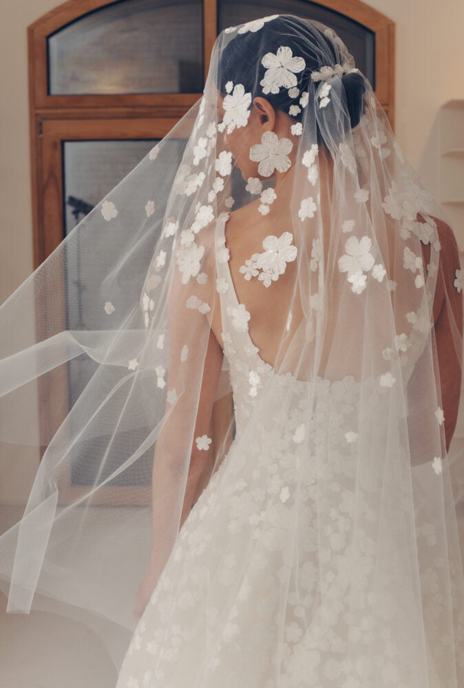 Kresta short veil