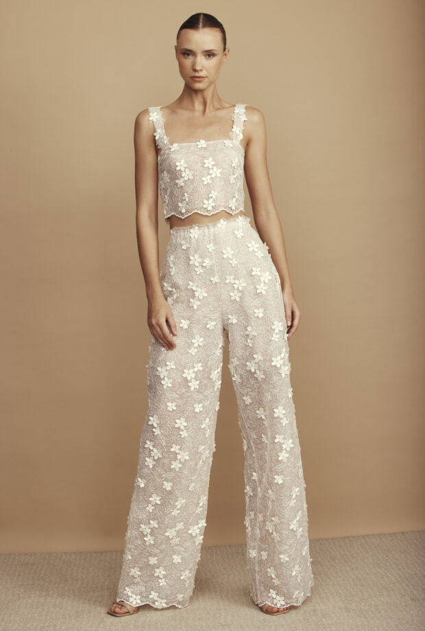 Chloe set