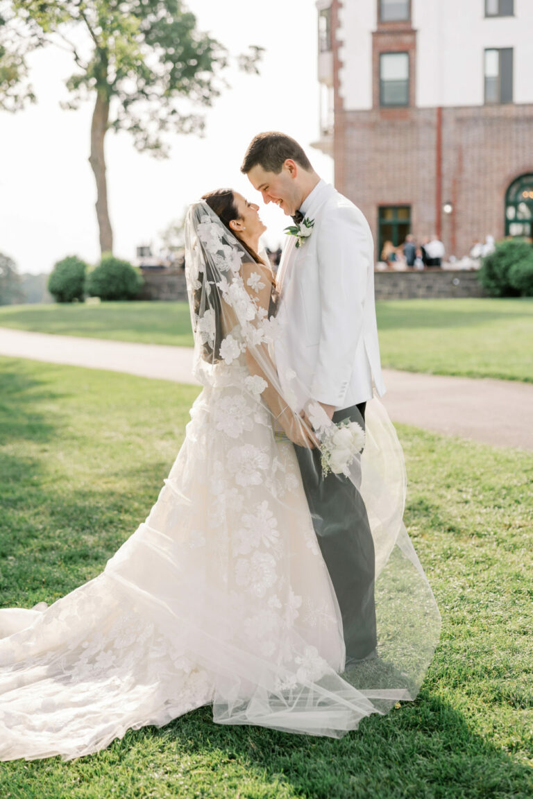 Julianna Capasso in Sunn gown and matching veil