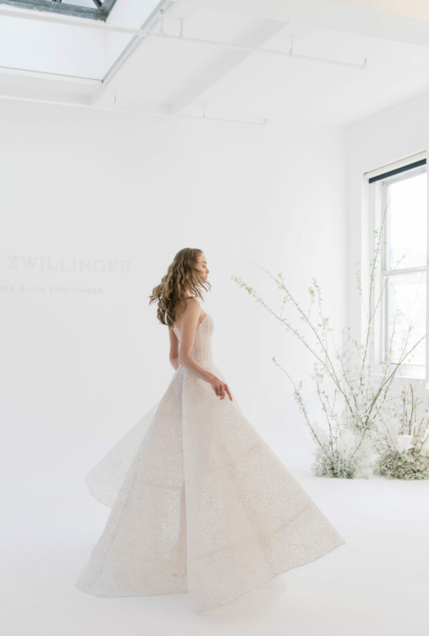 VEYA: A Regal Vision of Lightness and Grace
