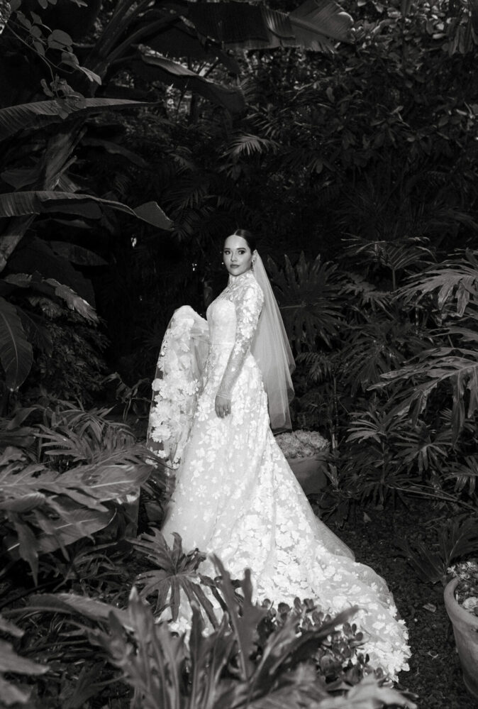 Priscilla Diaz in Nessia gown with matching veil and topper