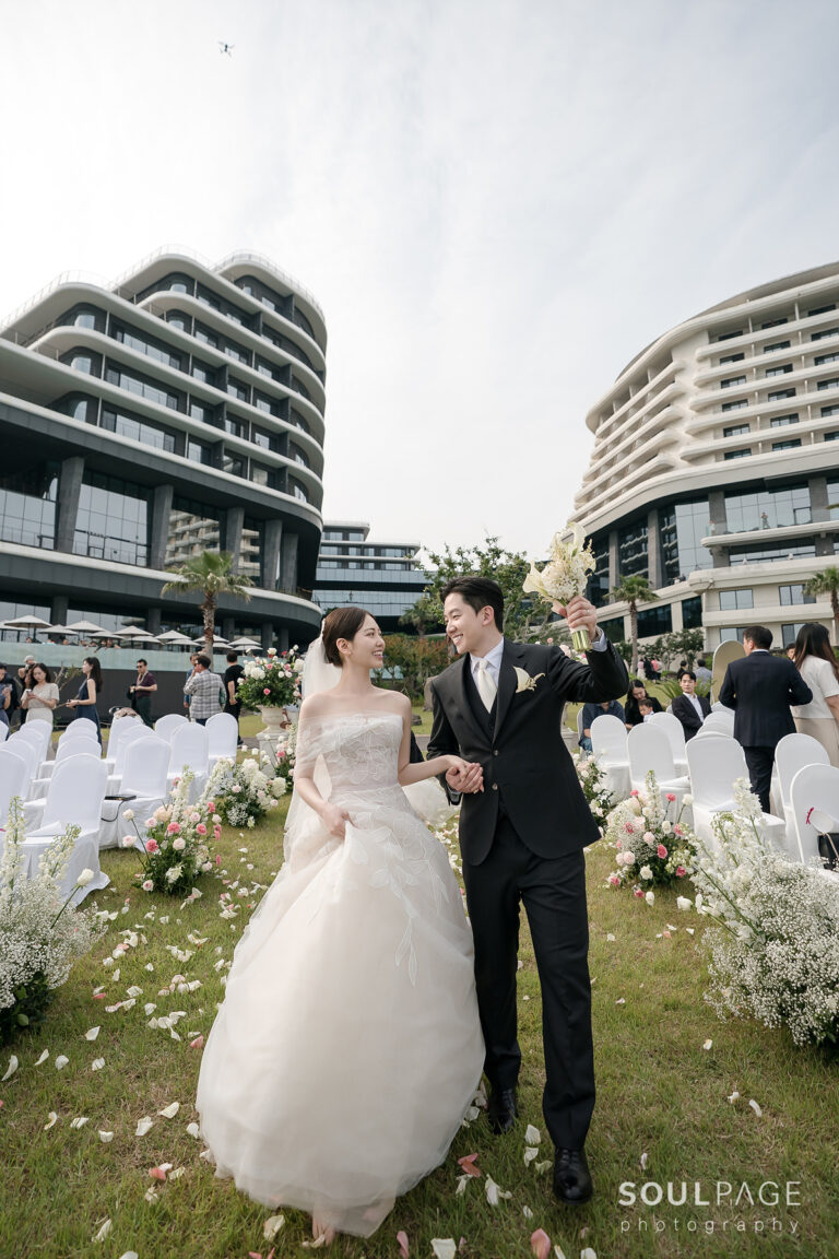 Asian bride from Soyoo in custom Suki gown