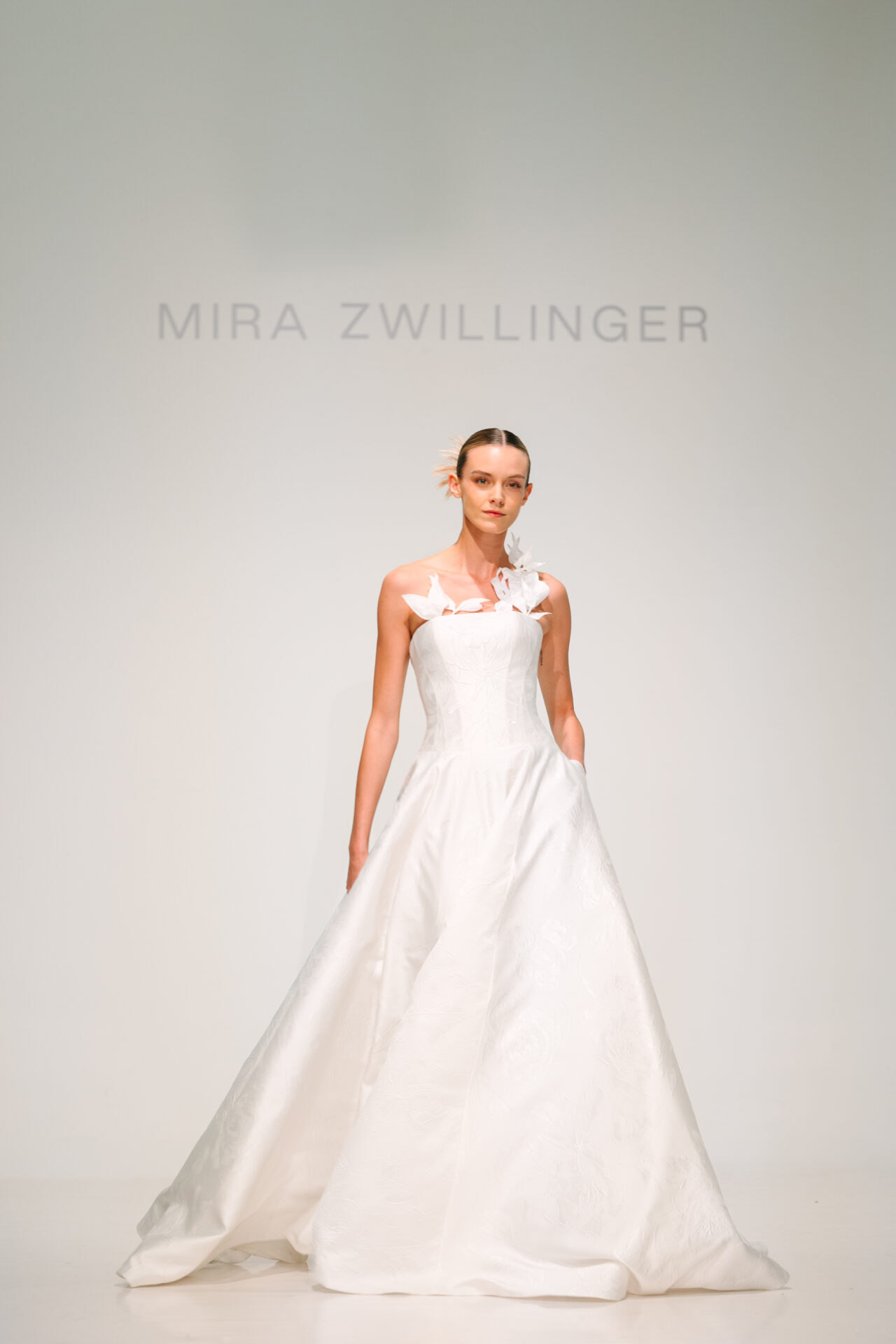 Aura: The Statement Ball Gown That Balances Drama and Delicacy
